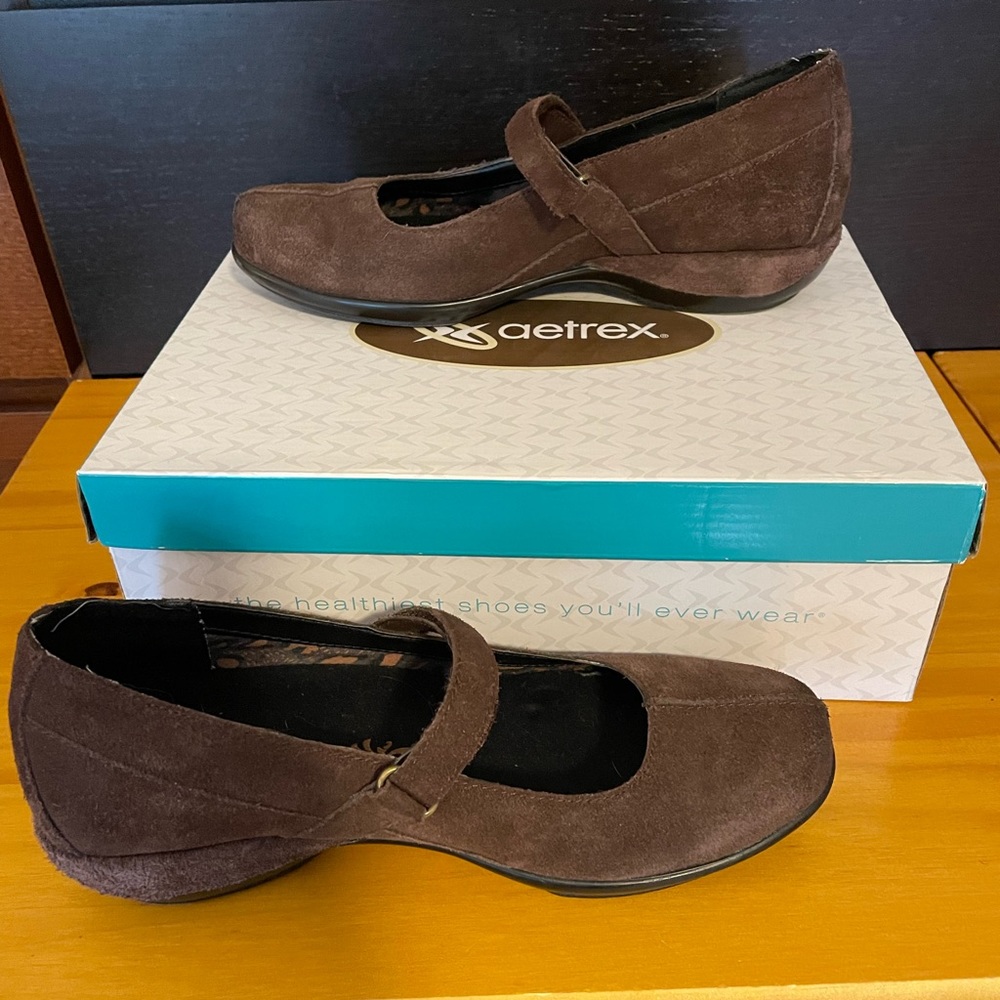 Aetrex Mary Jane shoes